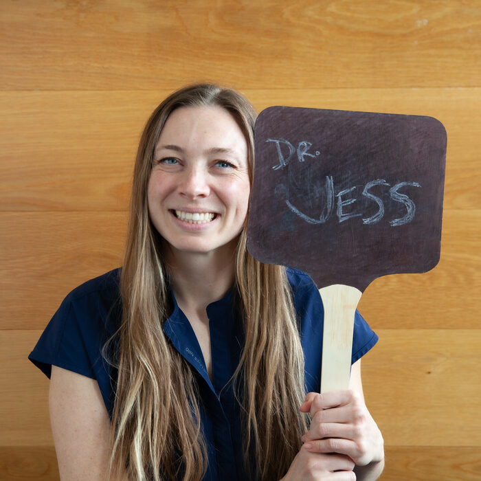 Dr. Jessica Metcalfe